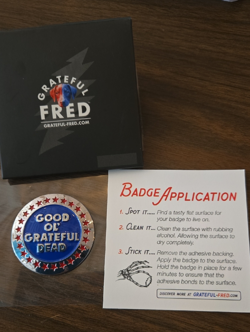 Grateful Dead ... Enamel Silver, Blue & Red Badge